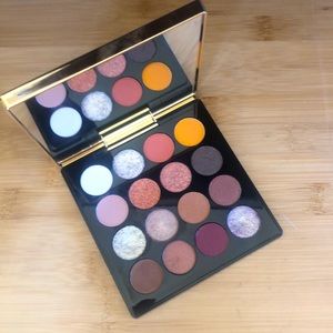 Zeesea x The British Museum Eyeshadow Palette